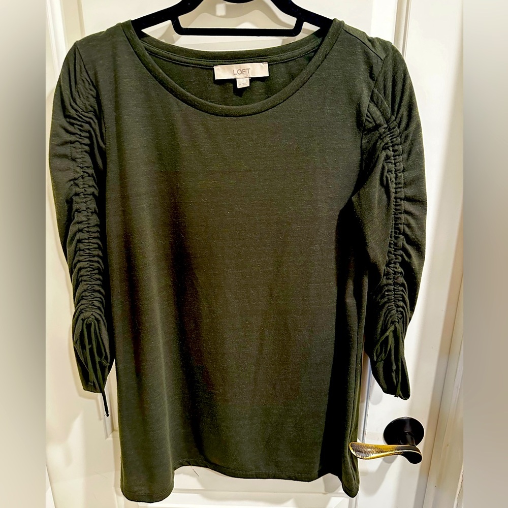 Womens Loft top with scrunched tied sleeves. Size is medium color is olive.